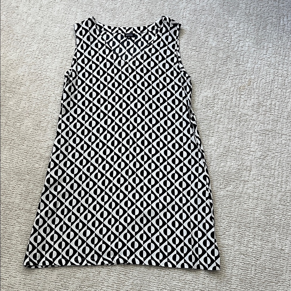 Darling geometric a-line cotton dress.